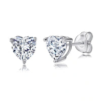 Éclat Heart Studs – Herzförmige Ohrstecker in 925 Sterling Silber | Maison Kiyan