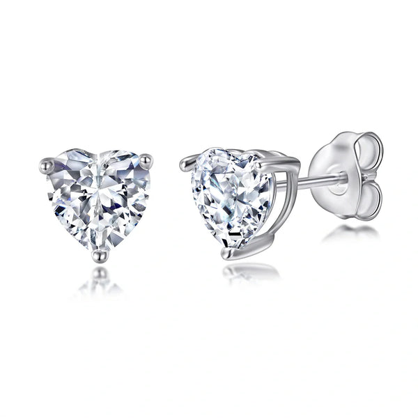 Éclat Heart Studs – Herzförmige Ohrstecker in 925 Sterling Silber | Maison Kiyan