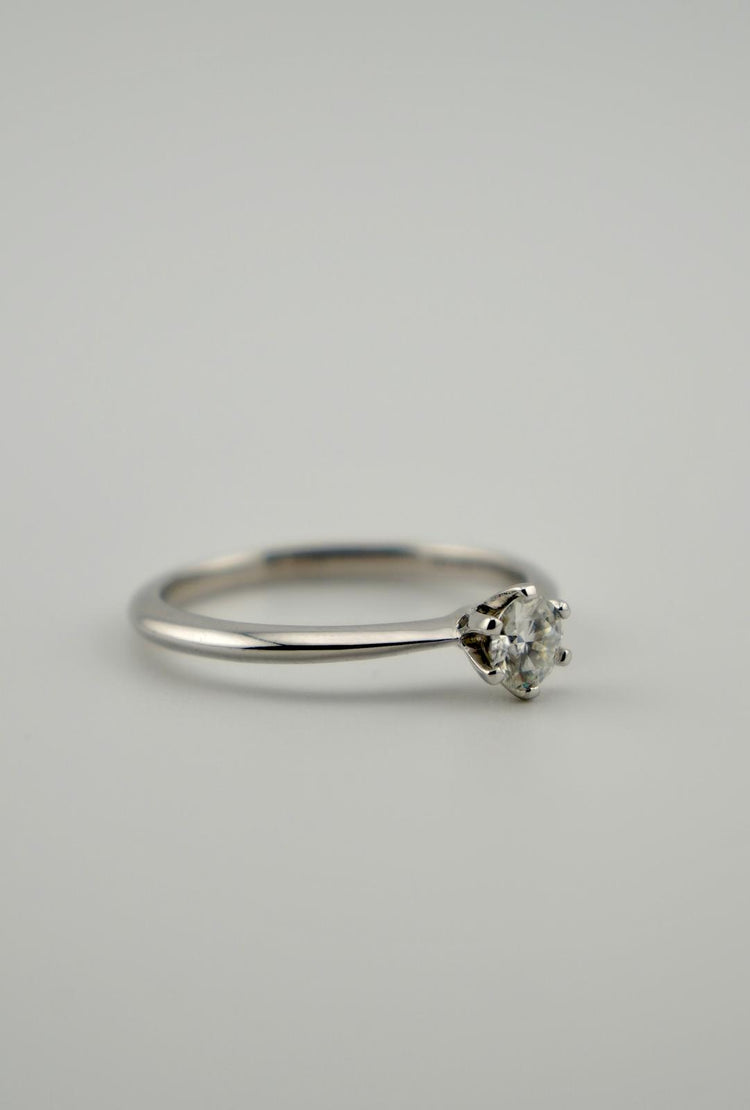 Lumière Solitaire-Ring – Moissanit in 925 Sterling Silber