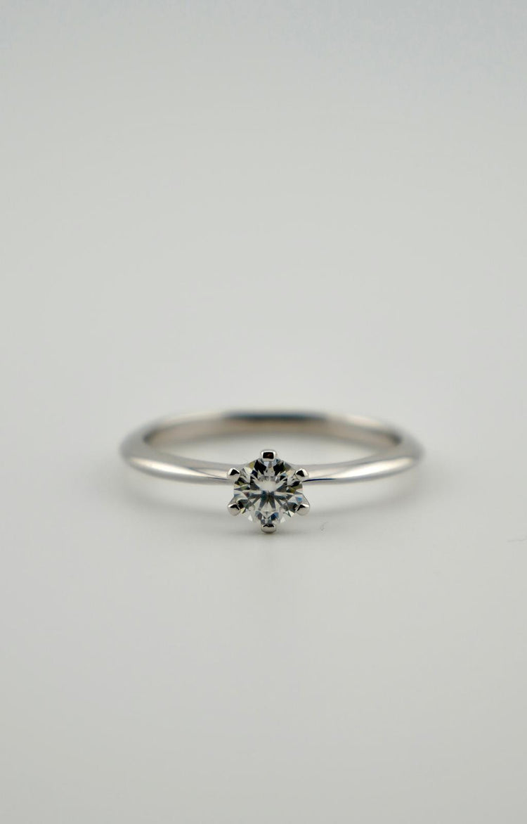 Lumière Solitaire-Ring – Moissanit in 925 Sterling Silber